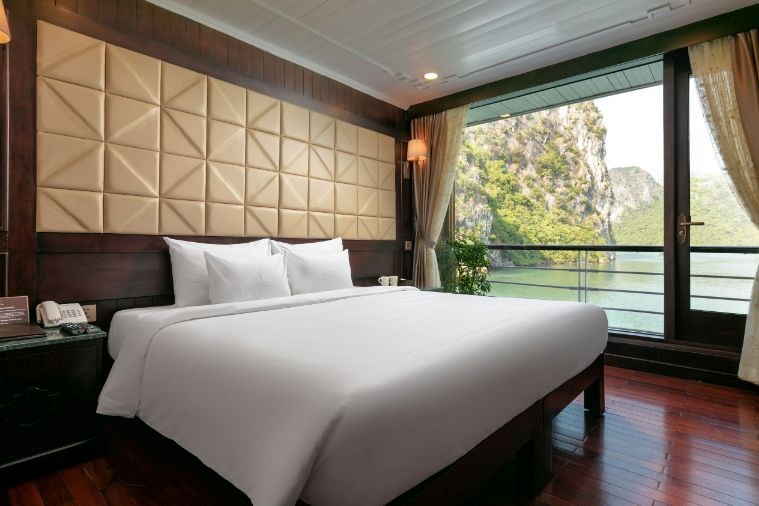 Du Thuyền Pelican Classic Hạ Long 